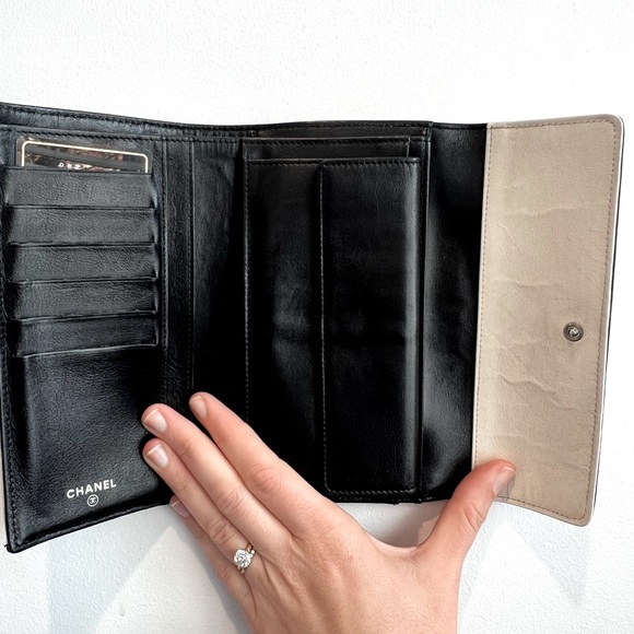 Excellent condition Chanel wallet - Picture 4 of 7